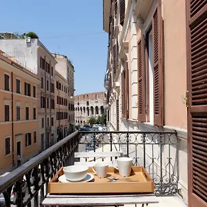 Couette-café Santi Quattro Al Colosseo, Rome