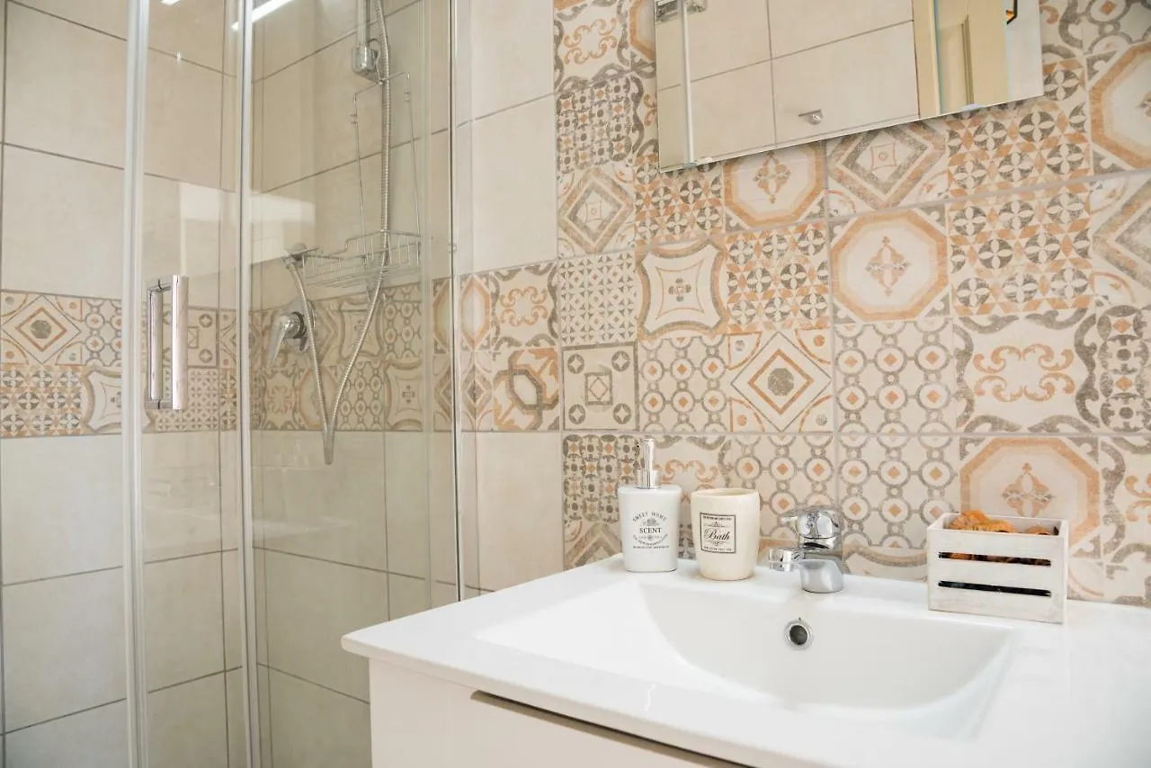 B&B Lumiere Roma ベッド・アンド・ブレックファスト
